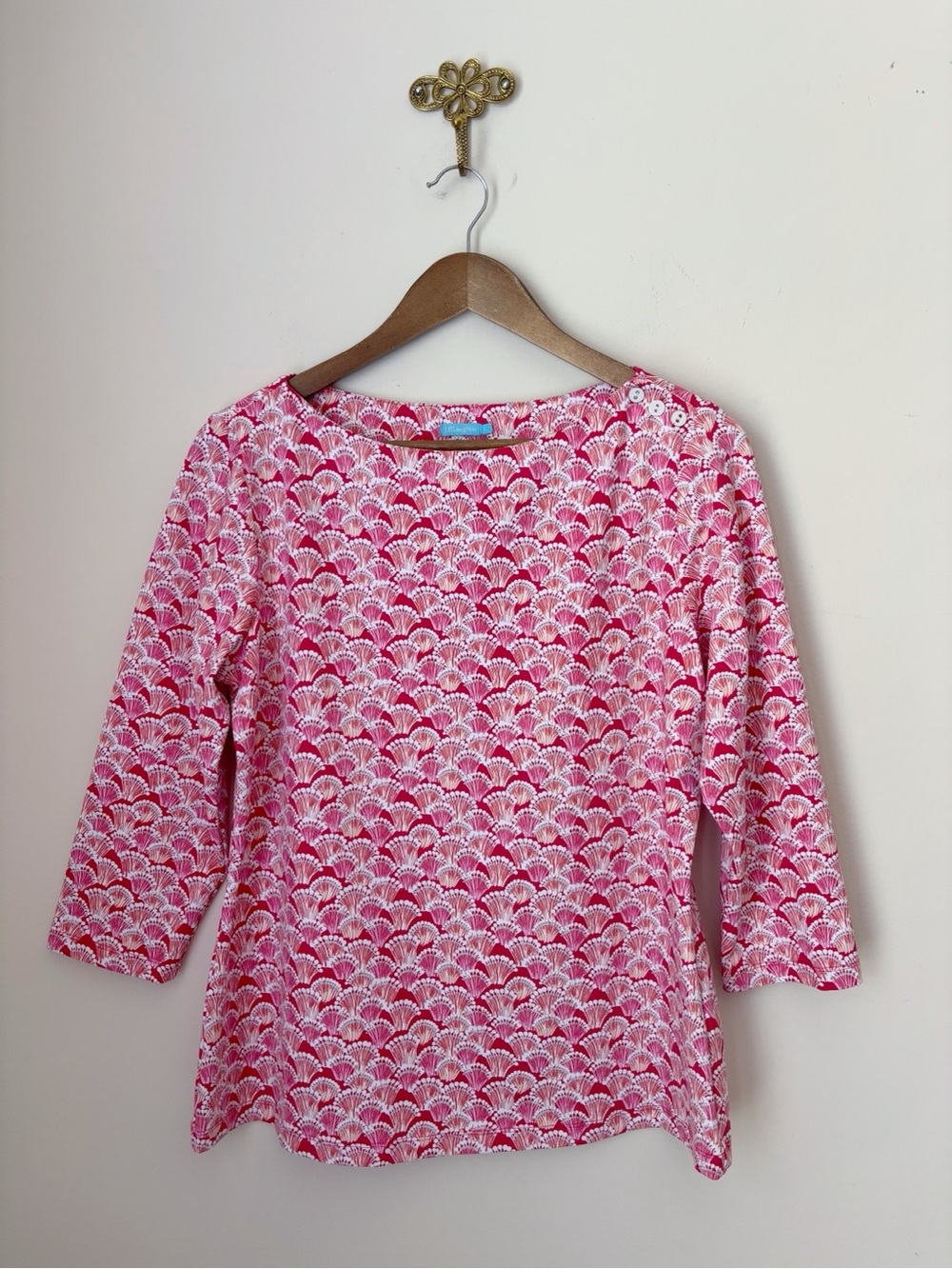 J. McLaughlin Pink Scalloped Print Wavesong Top Large